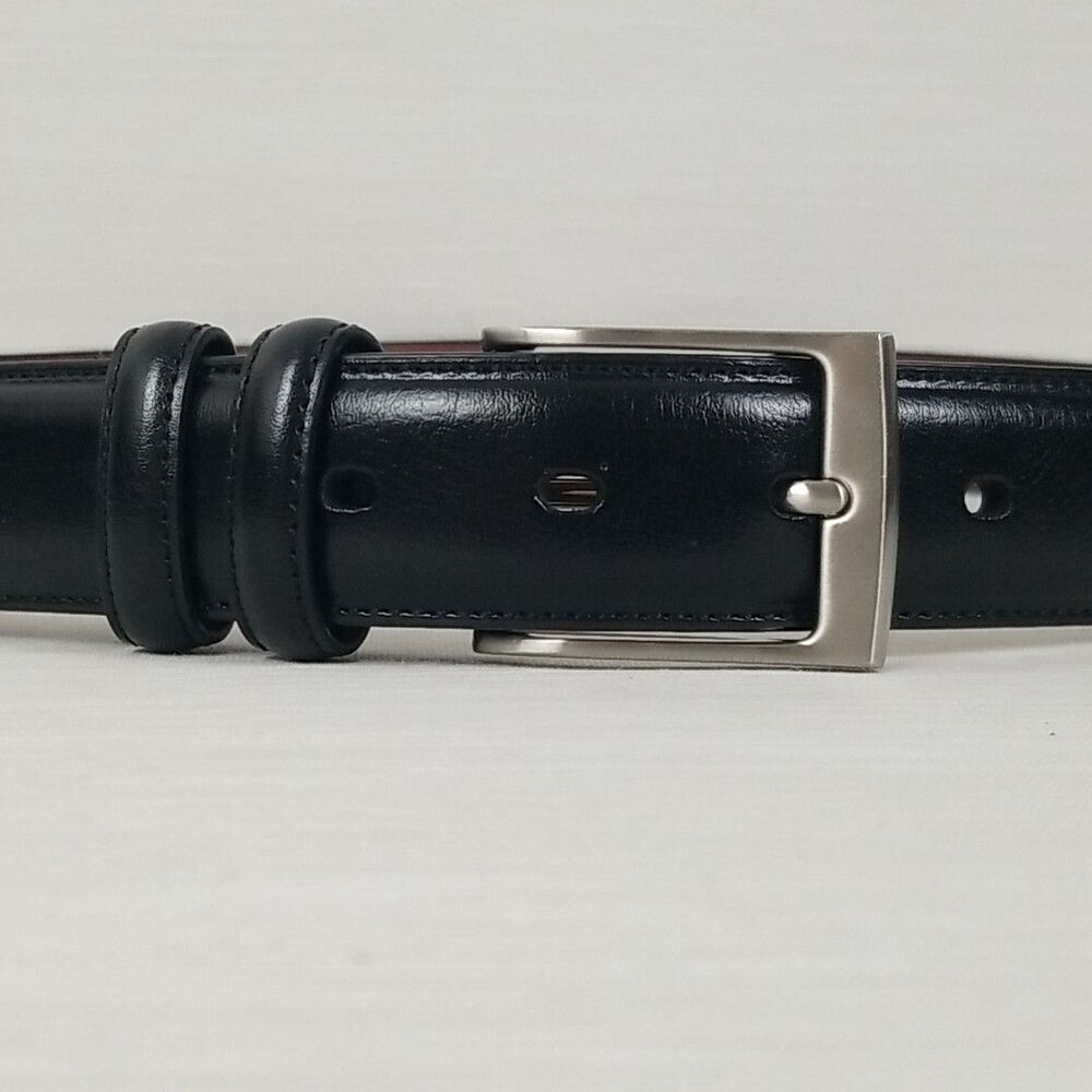 Perry Ellis Black Genuine Leather Belt 30-75 Silver Buckle No Cracks Very Nice